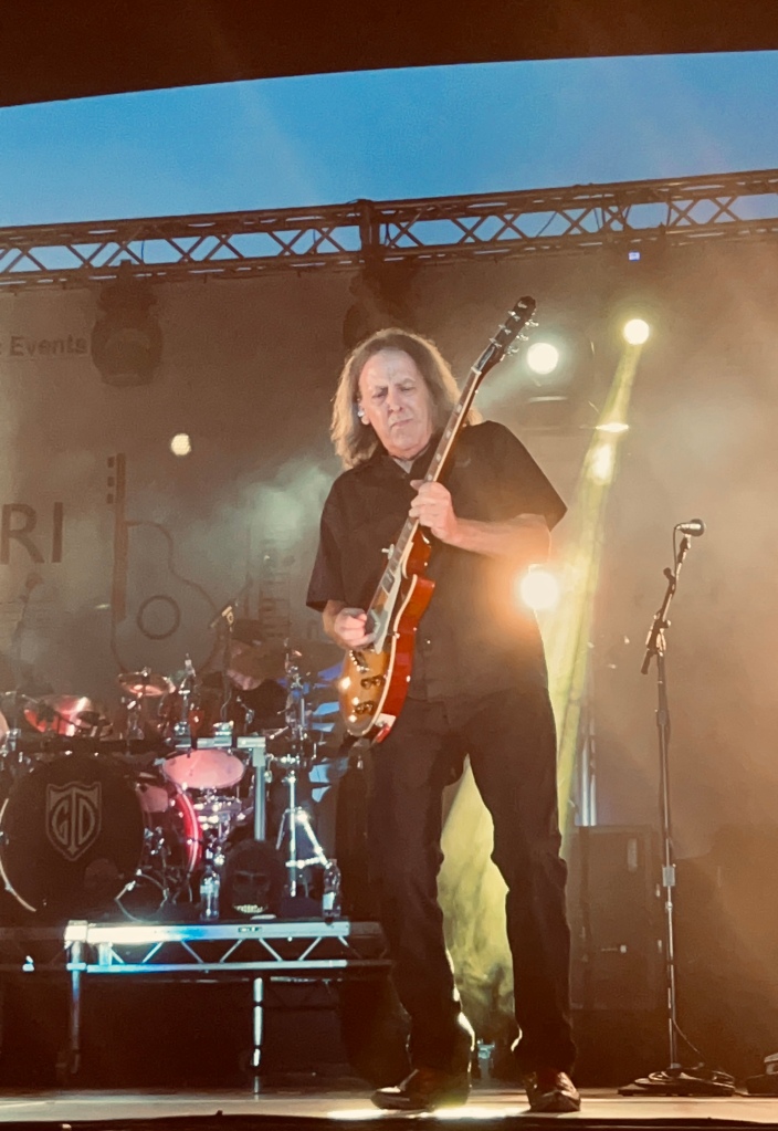 Il chitarrista rock blues Jim Suhler di George Thorogood and the destroyers